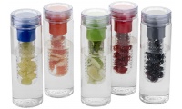 Garrafa com infusor Fruiton