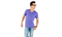 T-Shirt com amplo decote em V