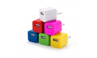 Carregador com porta USB RADNAR