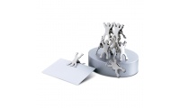 Base oval magntica com clips em forma de homem