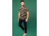 T-shirt camuflada de manga curta