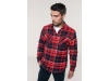 Camisa aos quadrados com forro em sherpa