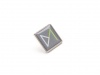 Pins com adesivo resinado