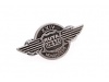 Pins de metal polido